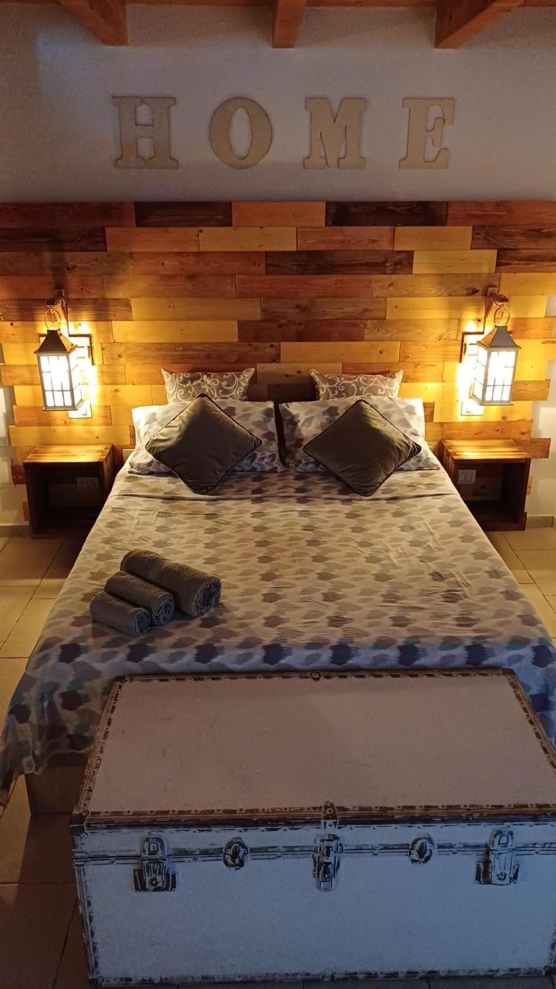 Casa Di Nonna Rosa Bed & Breakfast คาโนซา ดิ พูเจลีย ภายนอก รูปภาพ
